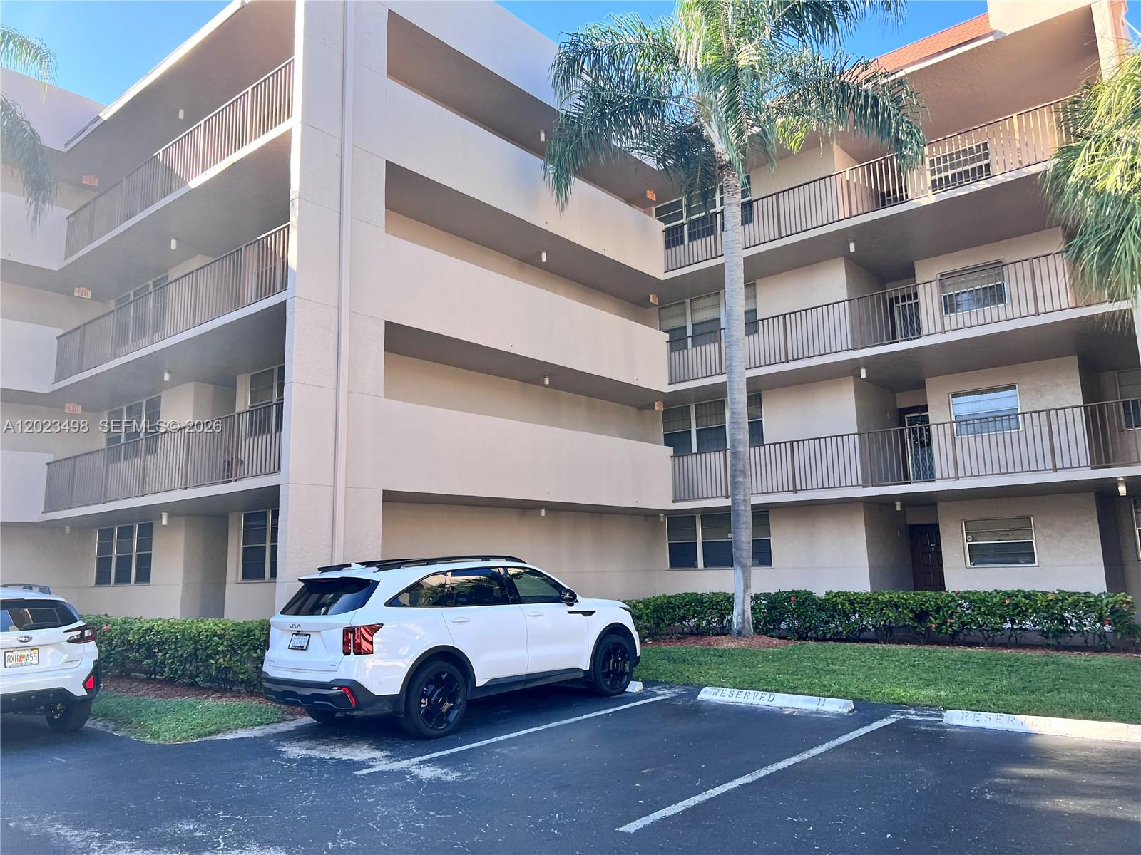 9531 Seagrape Drive 202, Davie, FL 33324, Davie