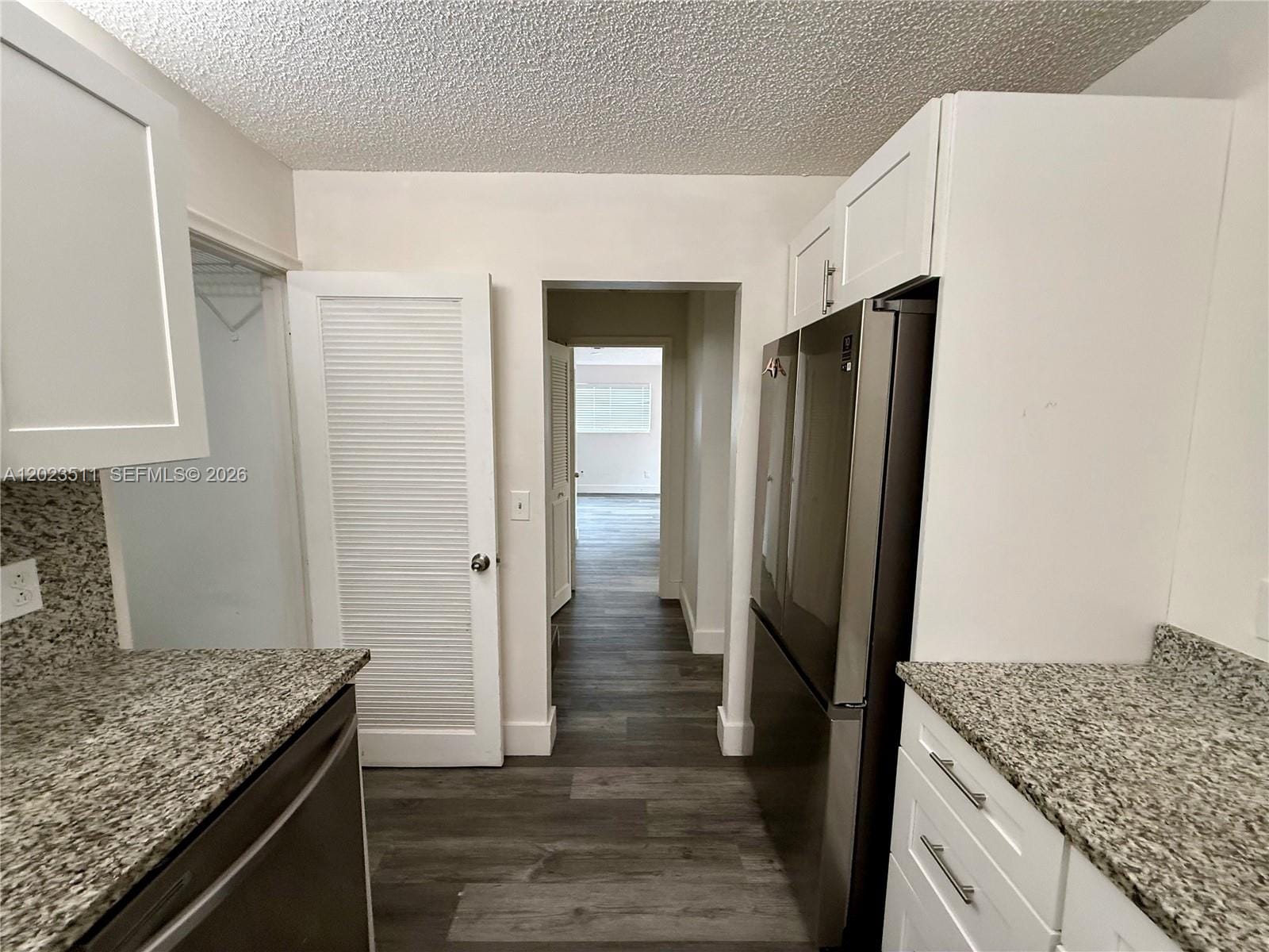 4300 S Landar Drive — photo 3