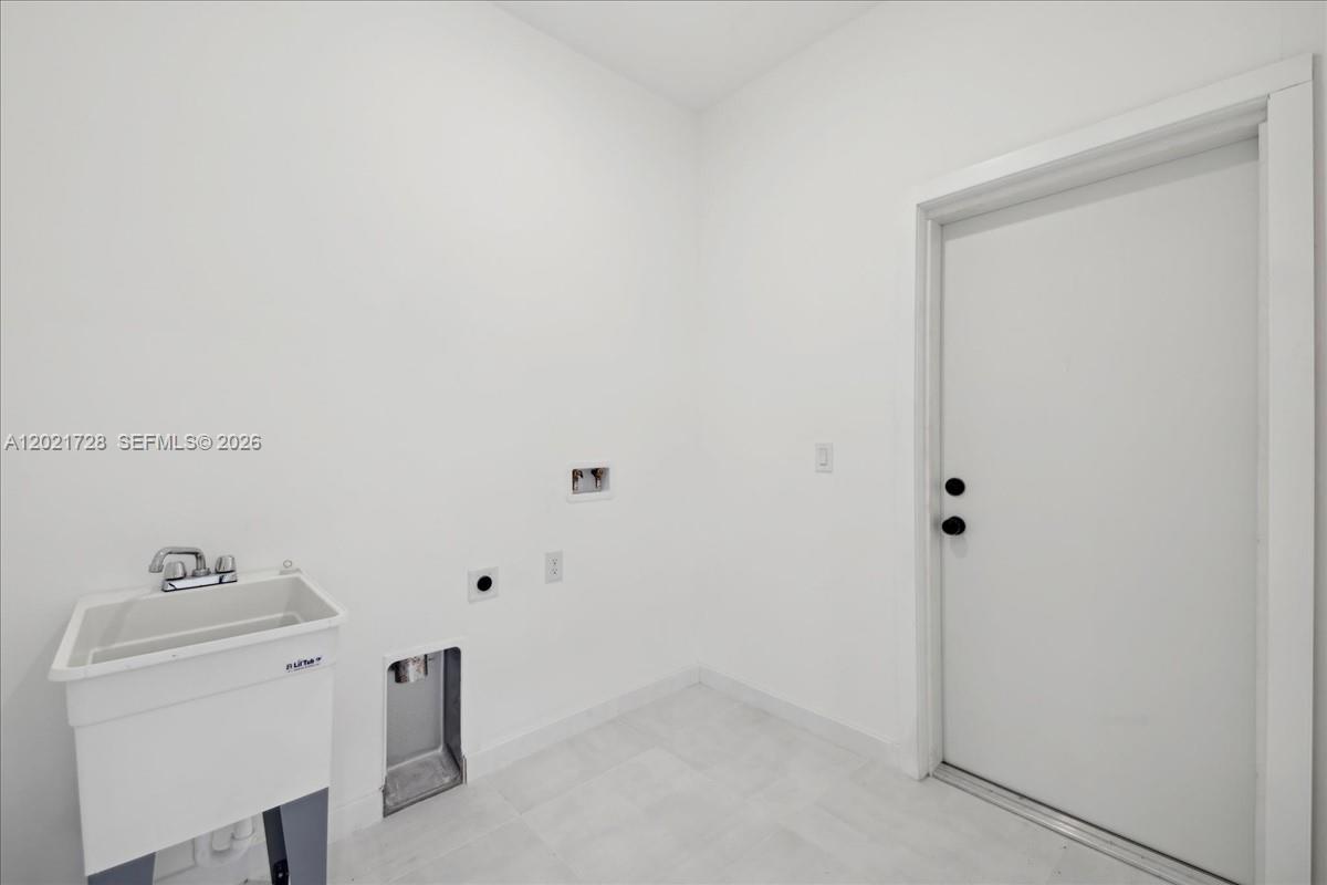 1310 Jefferson Avenue, Lehigh Acres, FL 33972 photo 27