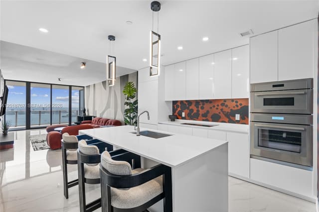 700 NE 24th Street 5206, Aria Reserve, Miami, FL