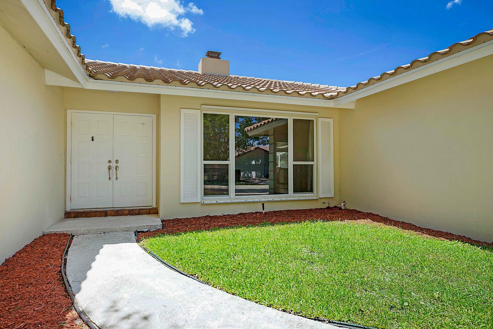20869 Sonrisa Way — photo 2