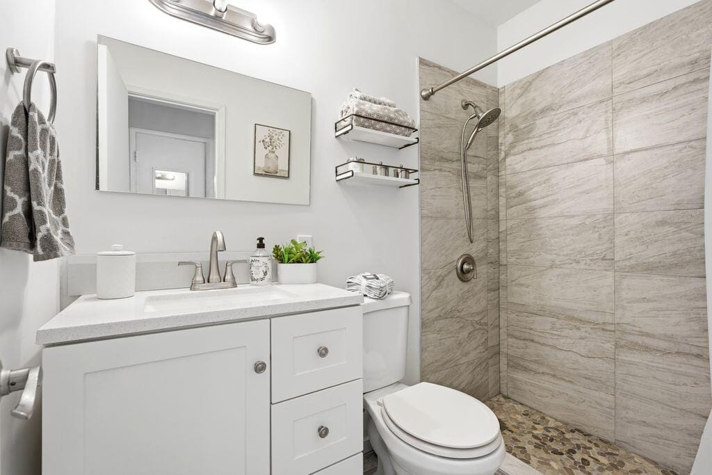 801 Atlantic Shores Boulevard 208 — photo 3