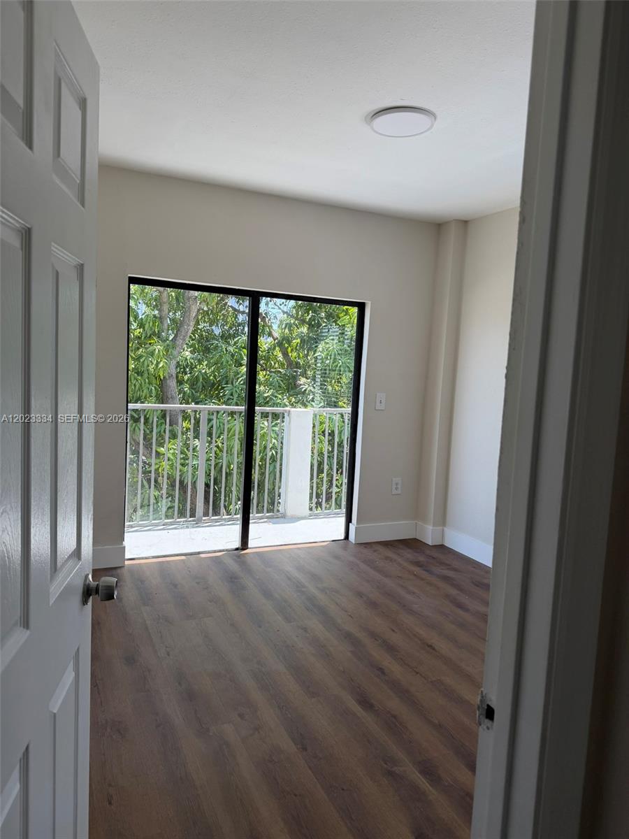 763 SW 5th Street 304, Miami, FL 33130, Miami