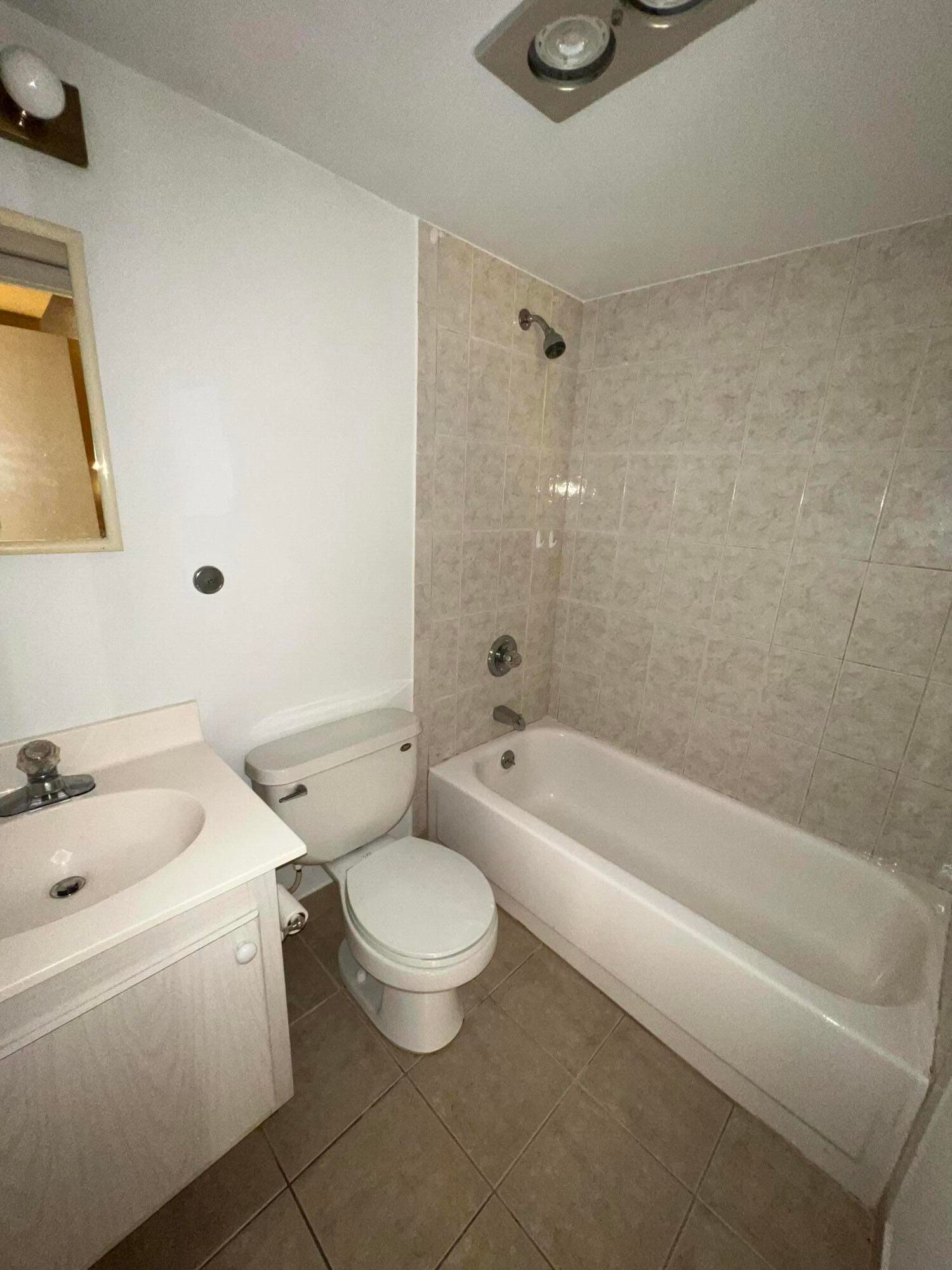 9949 Sandalfoot Boulevard Apt 514 — photo 3