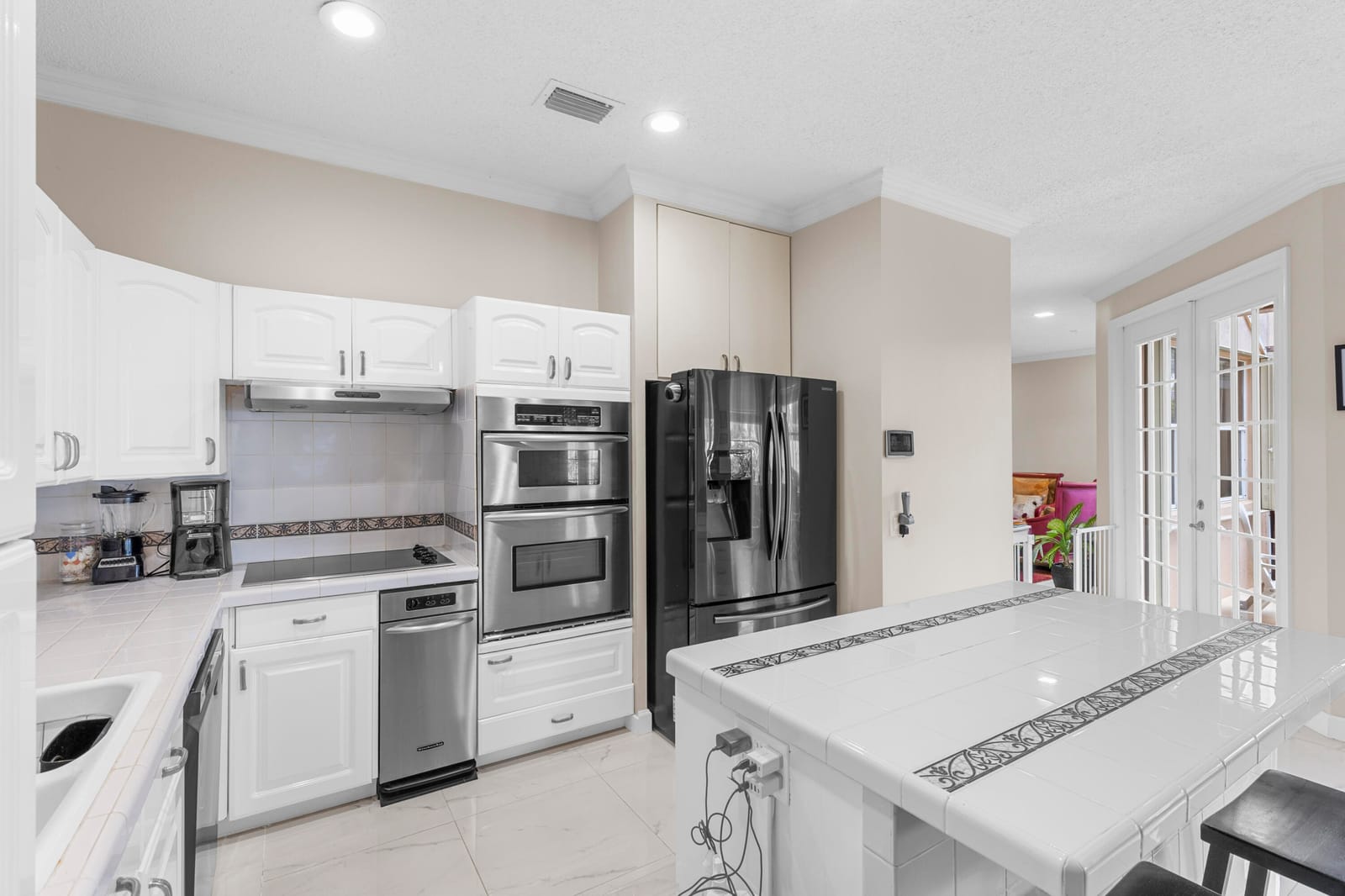 907 Stanton Drive, Weston, FL 33326 photo 22