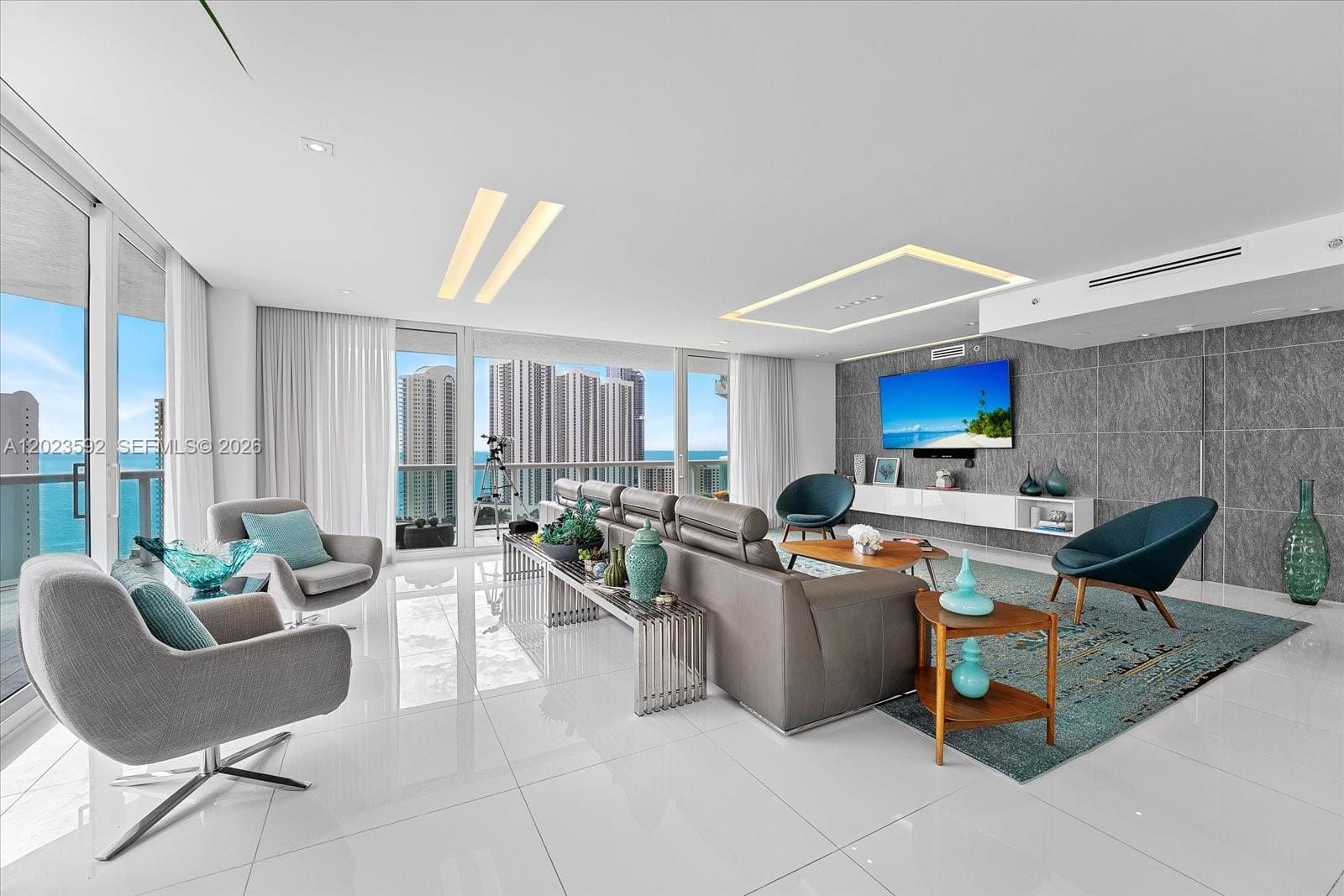 16500 Collins Avenue 2451, Sunny Isles Beach, FL 33160 photo 3