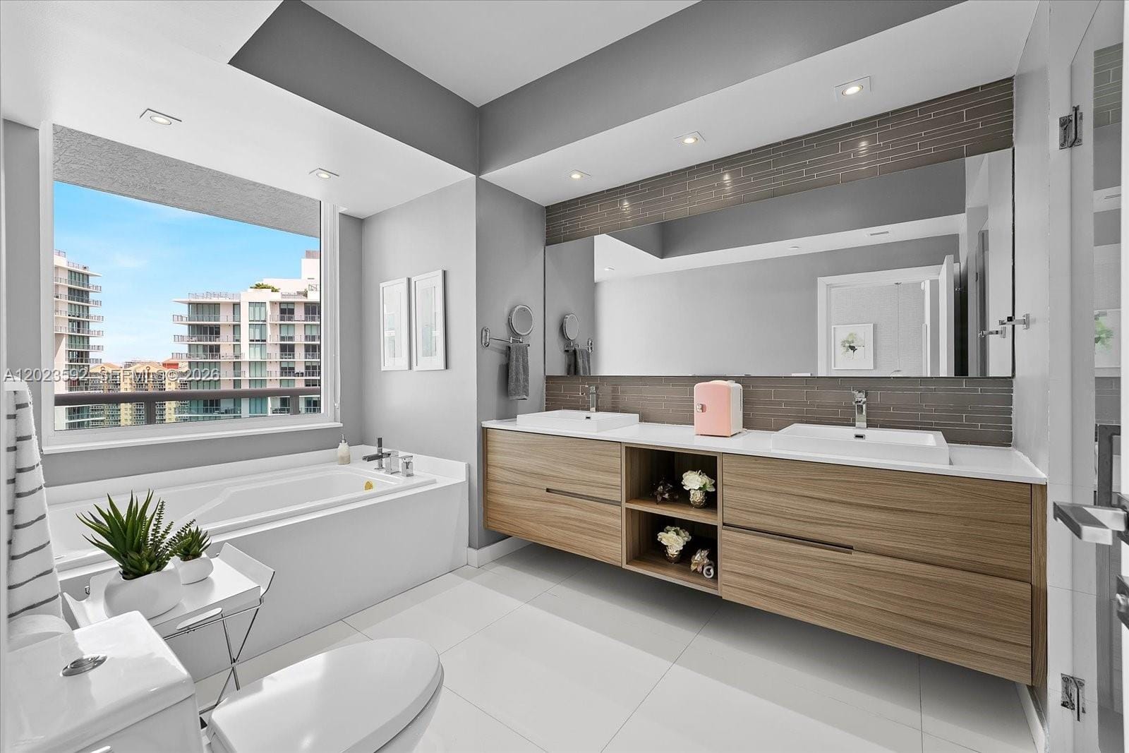 16500 Collins Avenue 2451, Sunny Isles Beach, FL 33160 photo 14