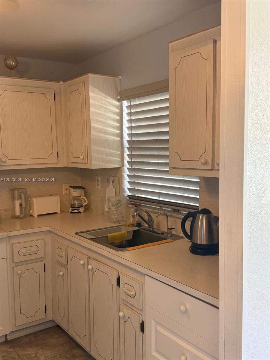 9401 Sunrise Lakes Boulevard 109 — photo 9