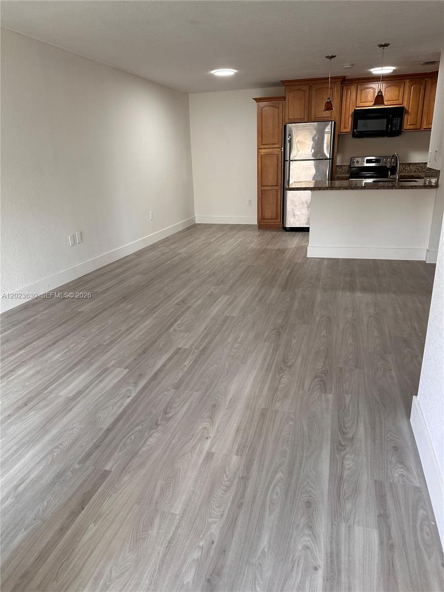 15619 SW 73rd Cir Terrace 104, Miami, FL 33193, Miami