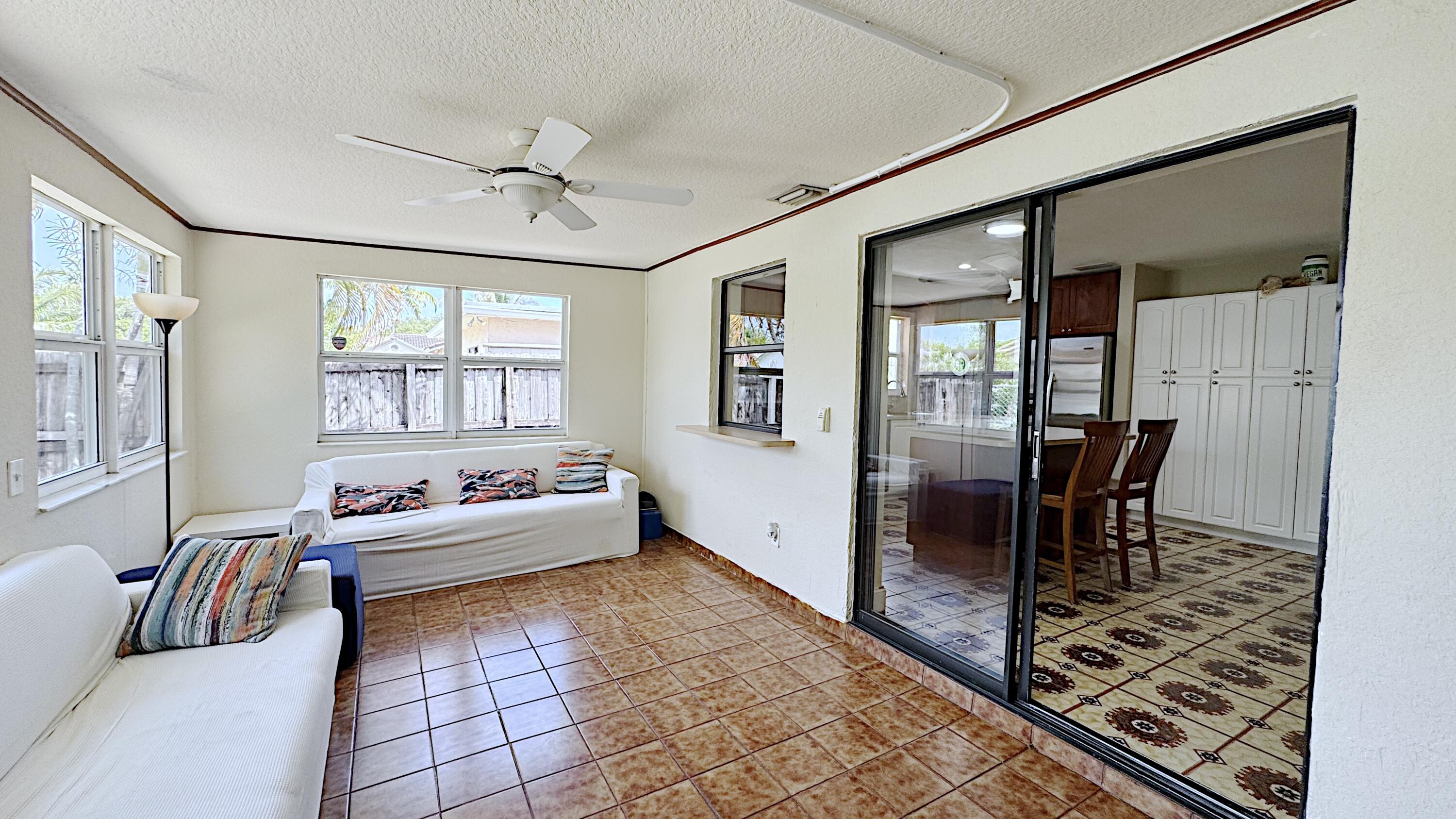 411 SE 4th Street, Dania Beach, FL 33004 photo 14