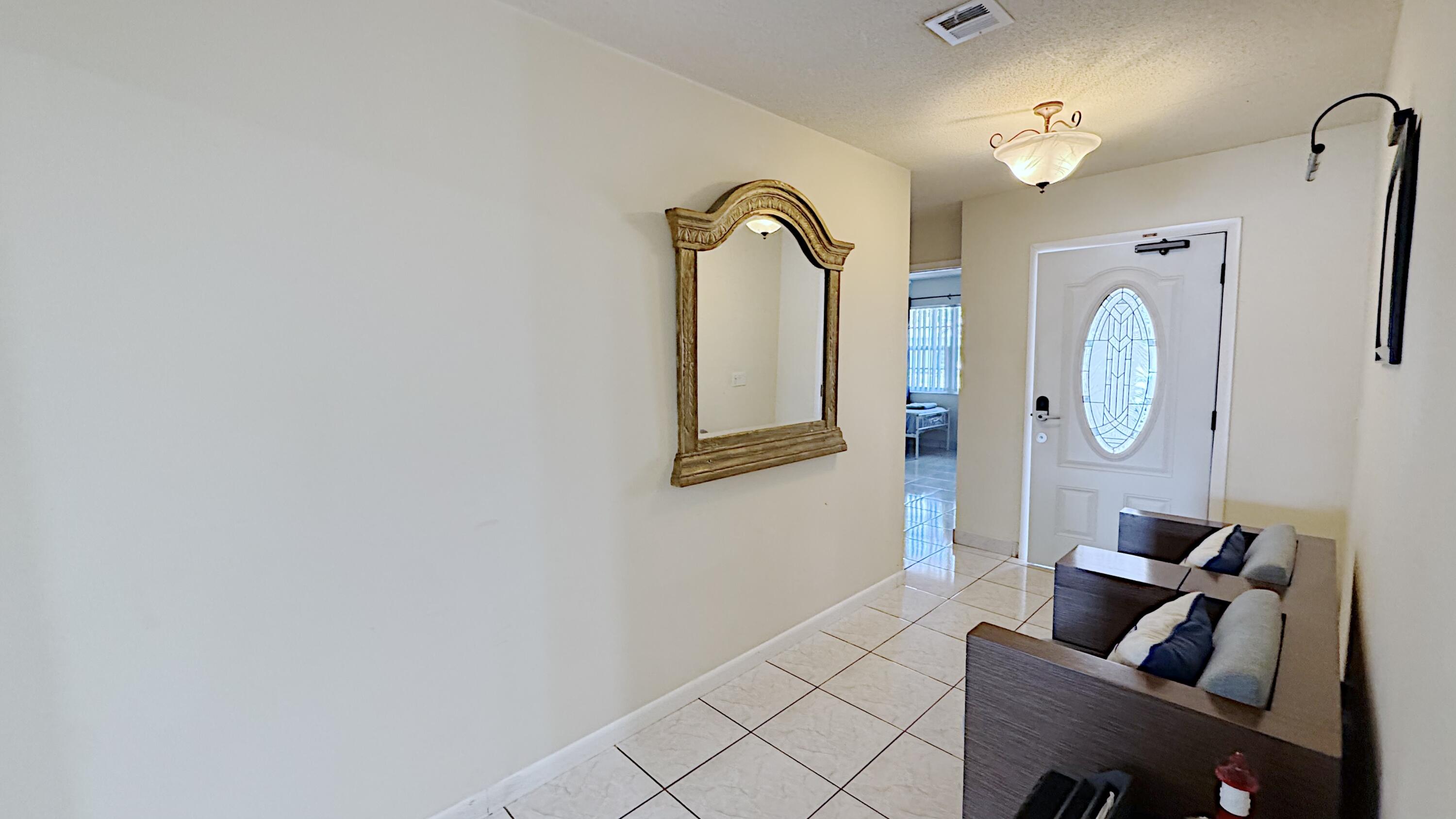 411 SE 4th Street, Dania Beach, FL 33004 photo 8