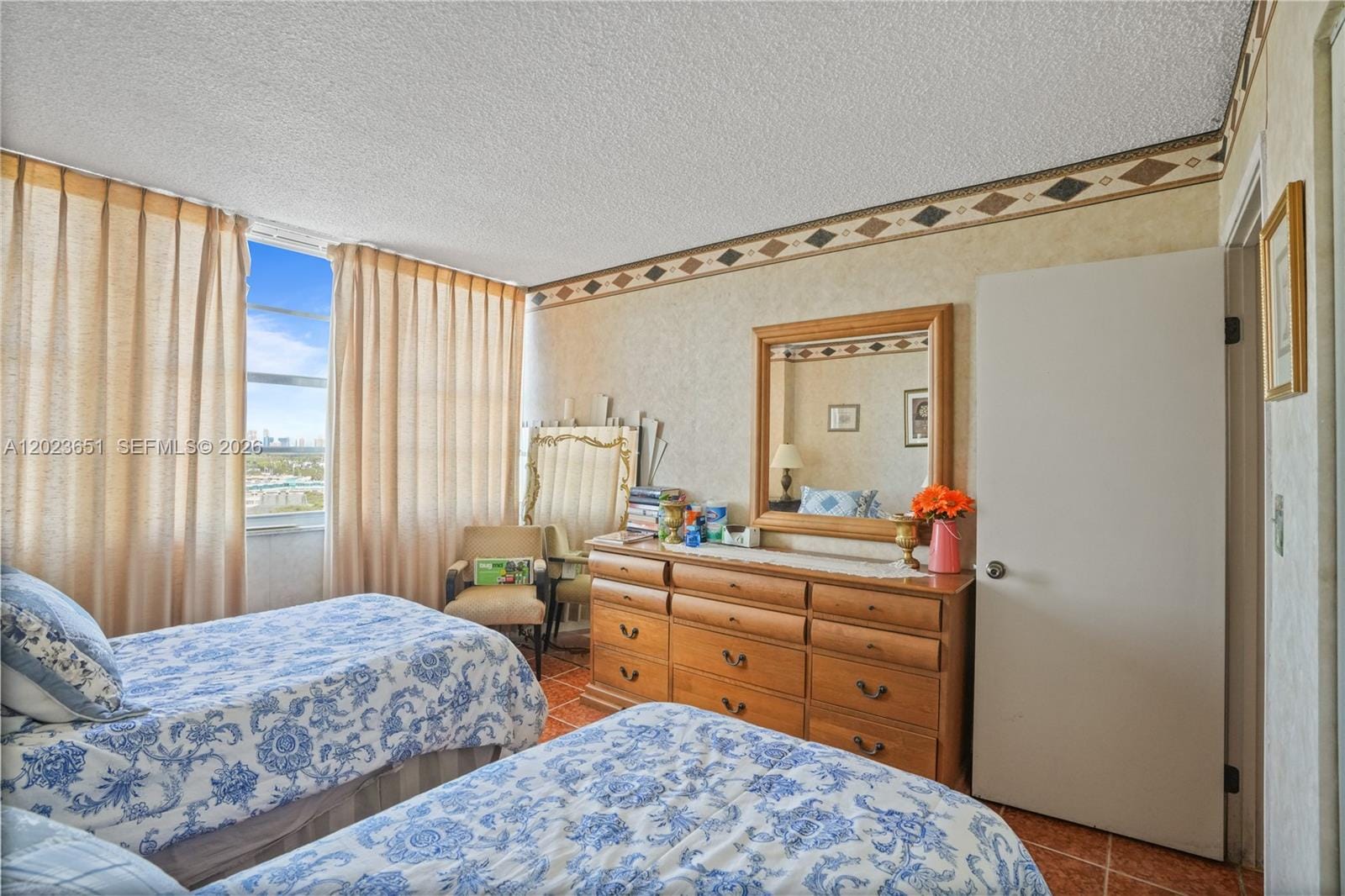 1351 NE Miami Gardens Drive 1006E — photo 4