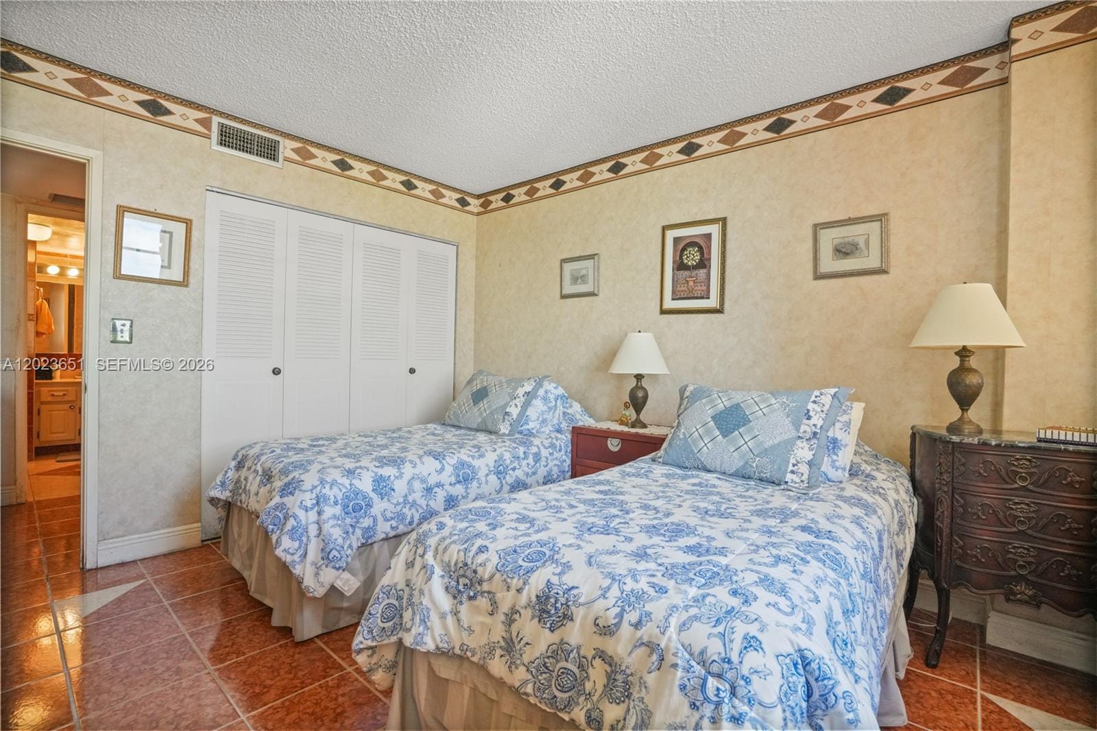 1351 NE Miami Gardens Drive 1006E — photo 5
