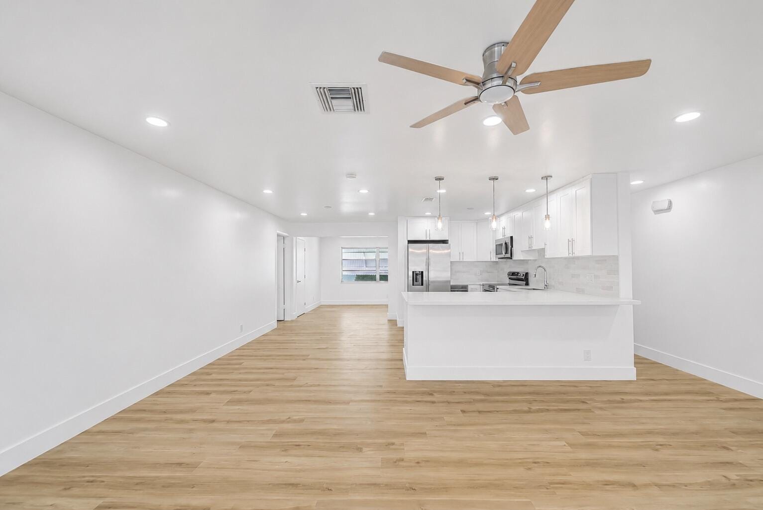 2106 Alfred Drive, Boynton Beach, FL 33426 photo 12