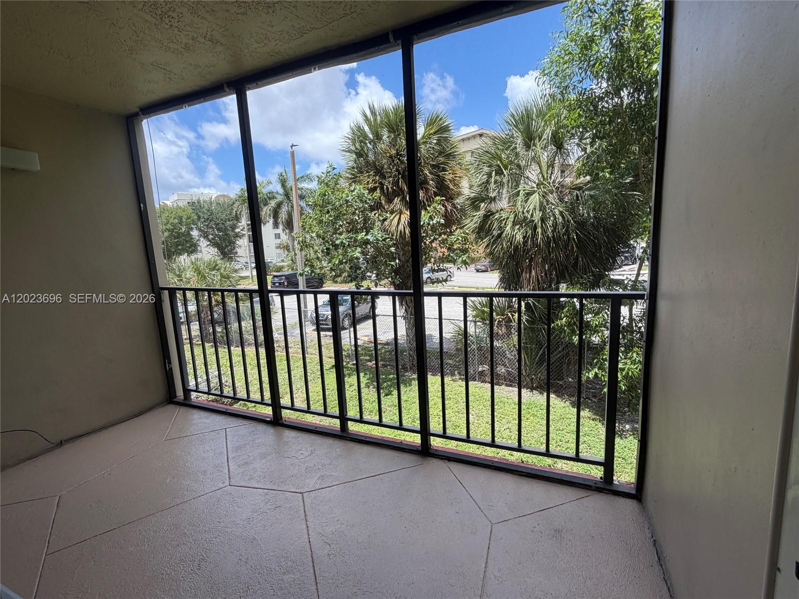 9150 Fontainebleau Boulevard 2032, Miami, FL 33172, Miami