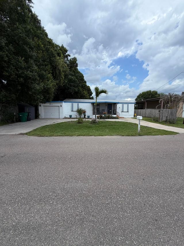 4207 SE 27th Street, sold in Treasure Island, North Bay Village, FL