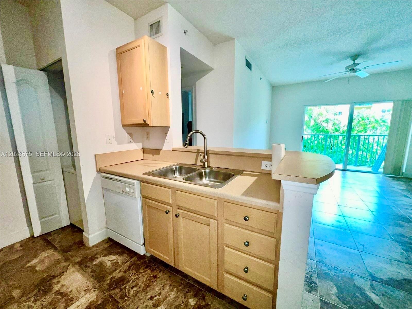 6001 SW 70th Street 454, South Miami, FL 33143, South Miami