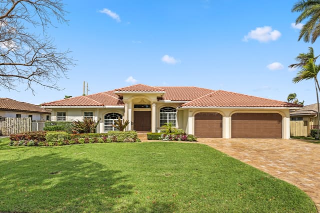 3511 NE 27th Avenue, sold in Lighthouse Point 6th Sec, Lighthouse Point, FL