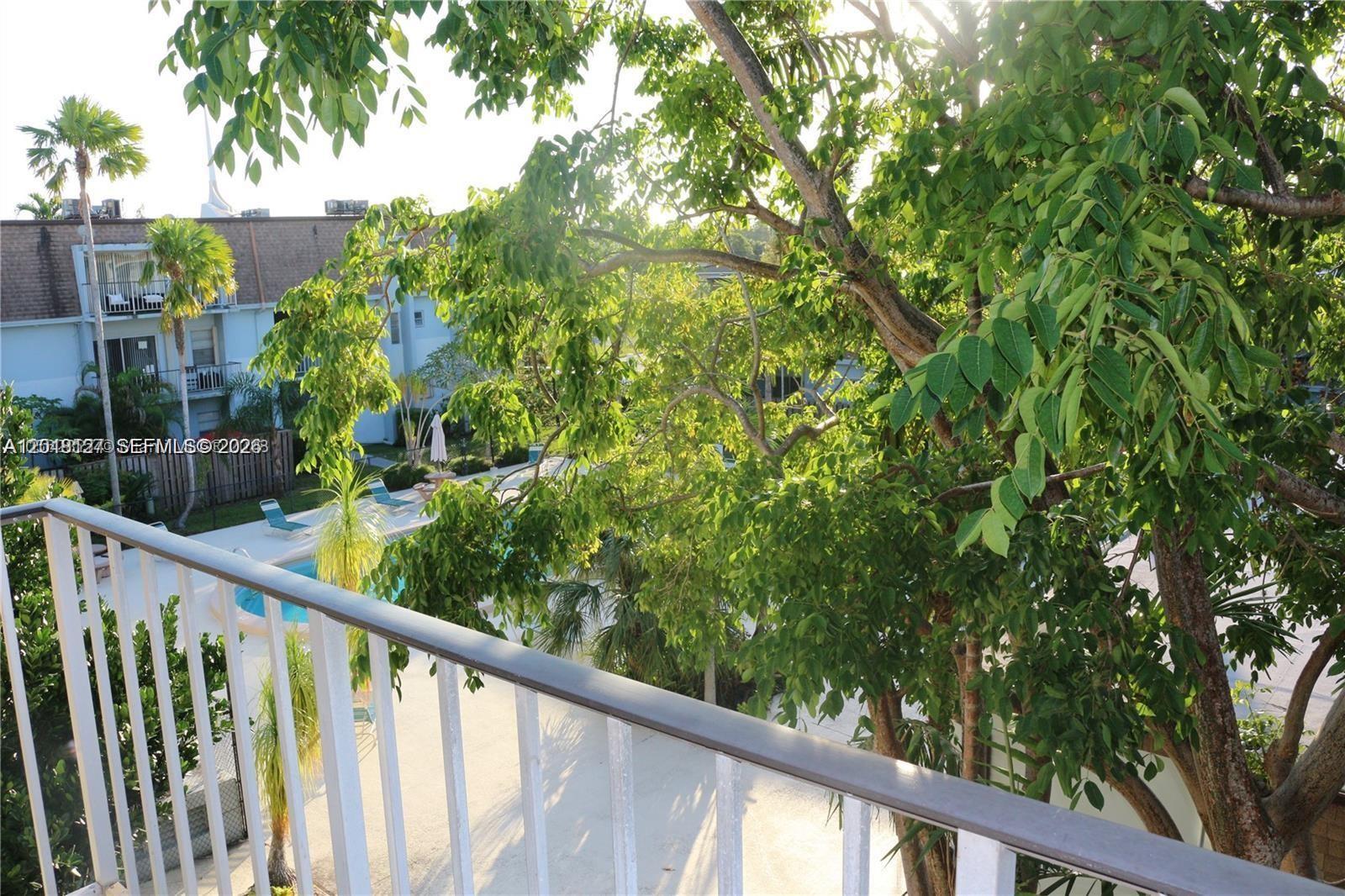 9611 SW 77th Avenue 306A, Miami, FL 33156
