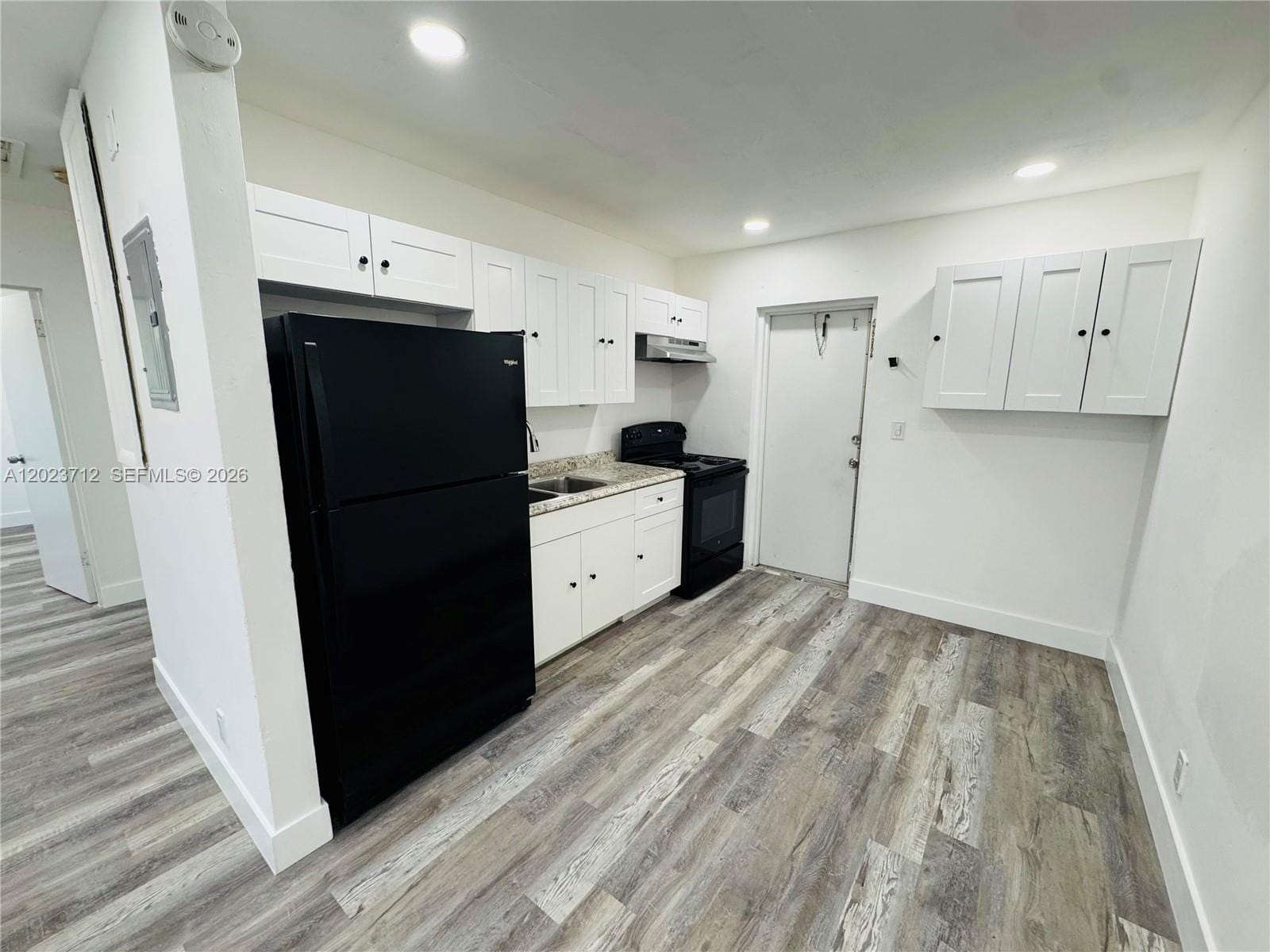 631 NW 11th Avenue B — photo 11