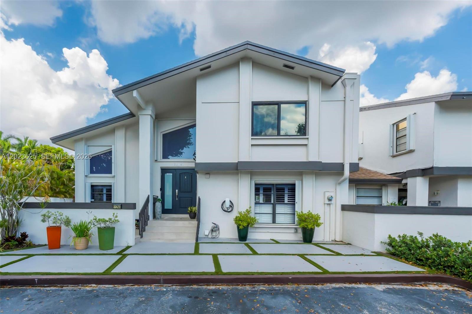 11765 SW 91st Terrace, Miami, FL 33186, Miami