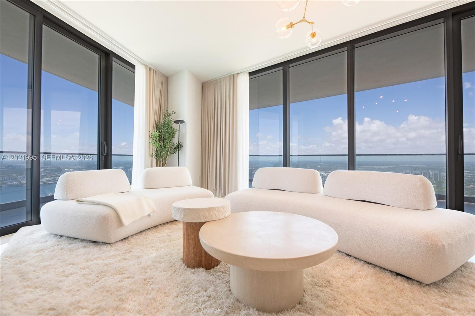 18975 Collins Avenue 5205, Sunny Isles Beach, FL 33160 photo 14