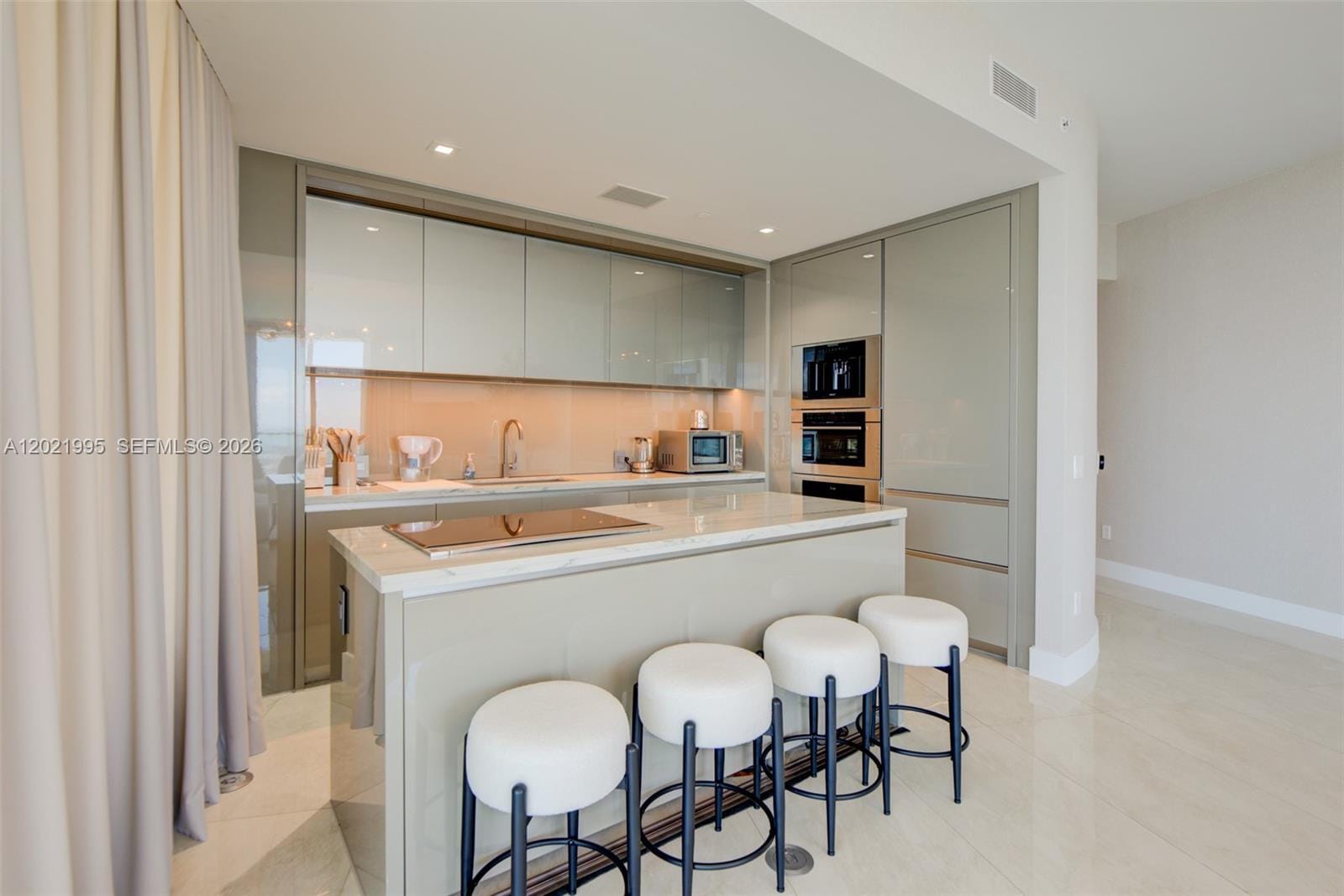 18975 Collins Avenue 5205, Sunny Isles Beach, FL 33160 photo 20