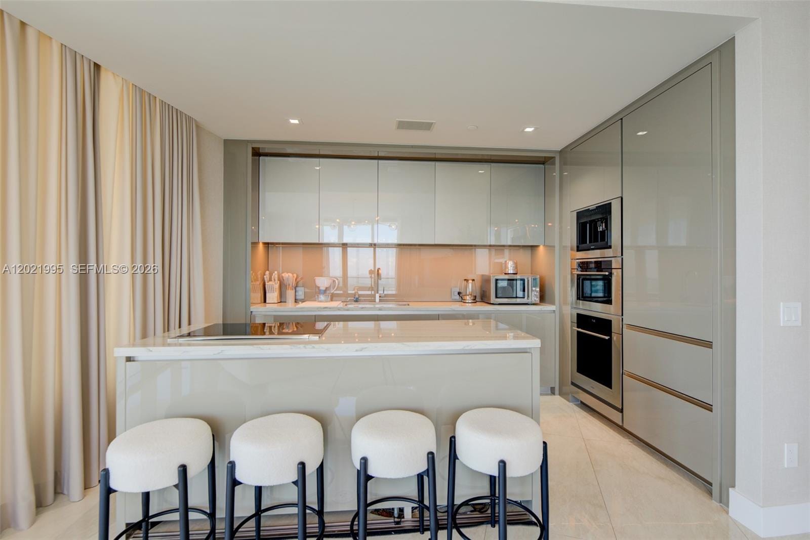 18975 Collins Avenue 5205, Sunny Isles Beach, FL 33160 photo 21