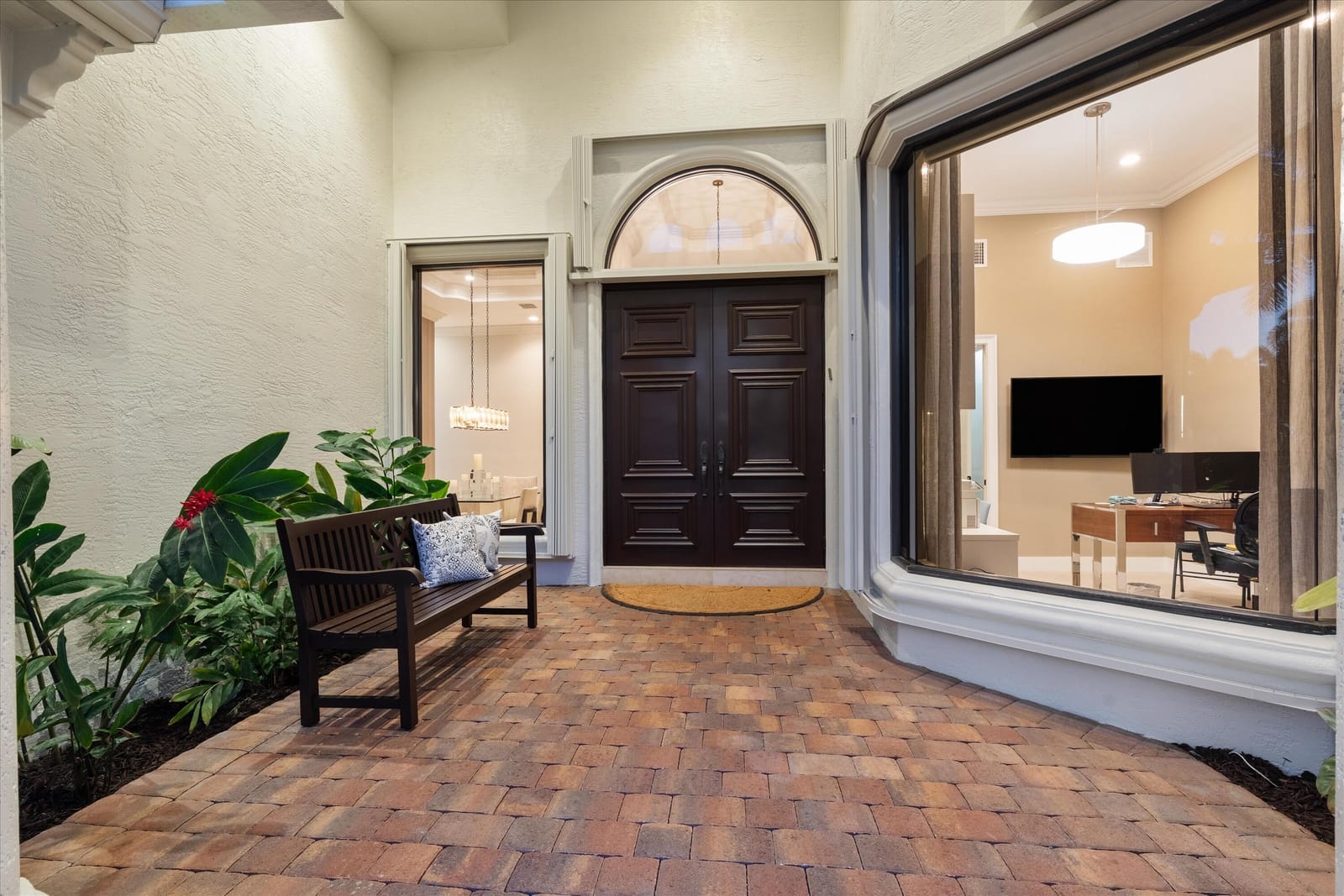 670 Carrot Wood Terrace, Plantation, FL 33324 photo 2