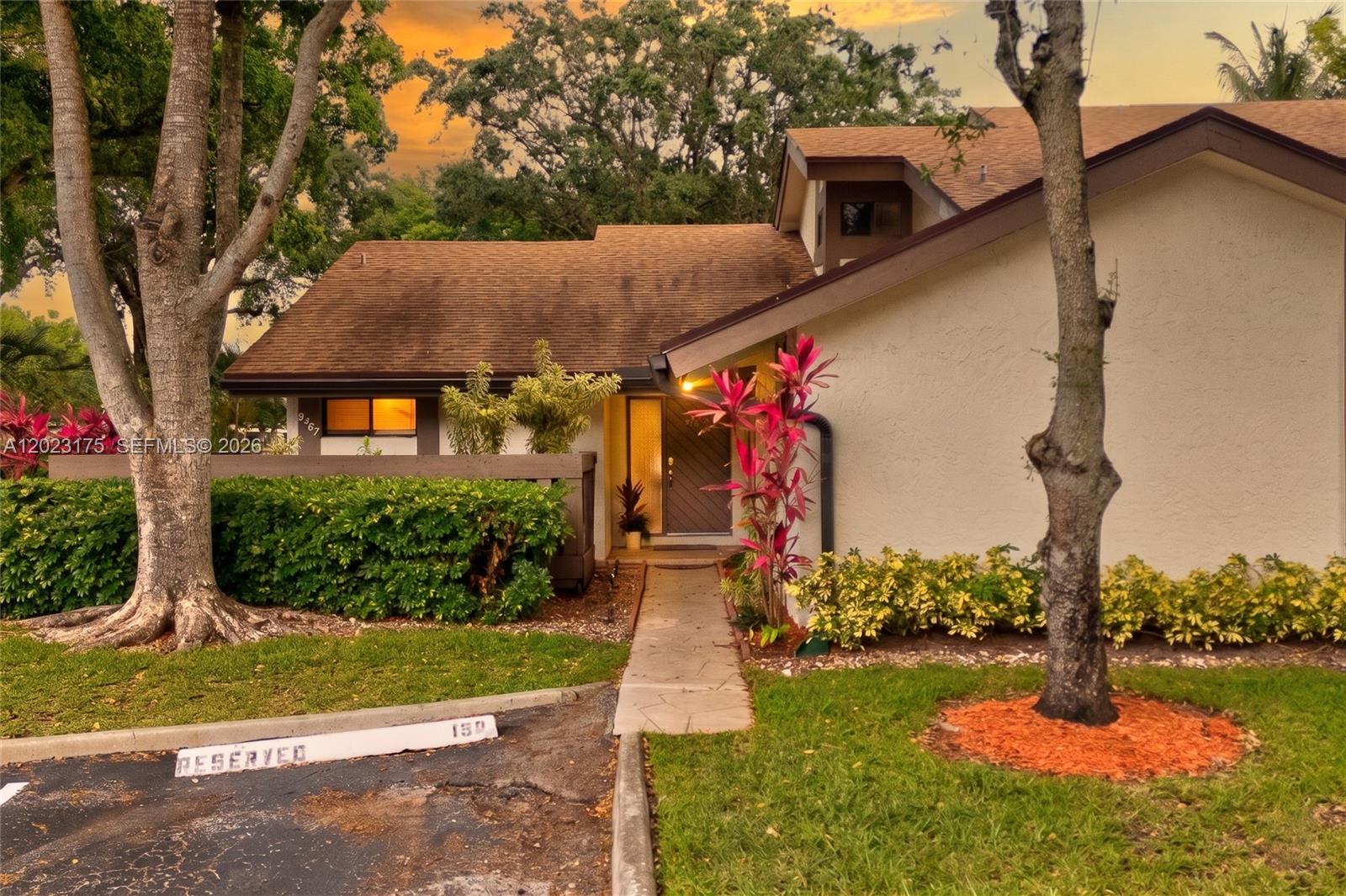 9367 SW 1st Street 808, Plantation, FL 33324, Plantation