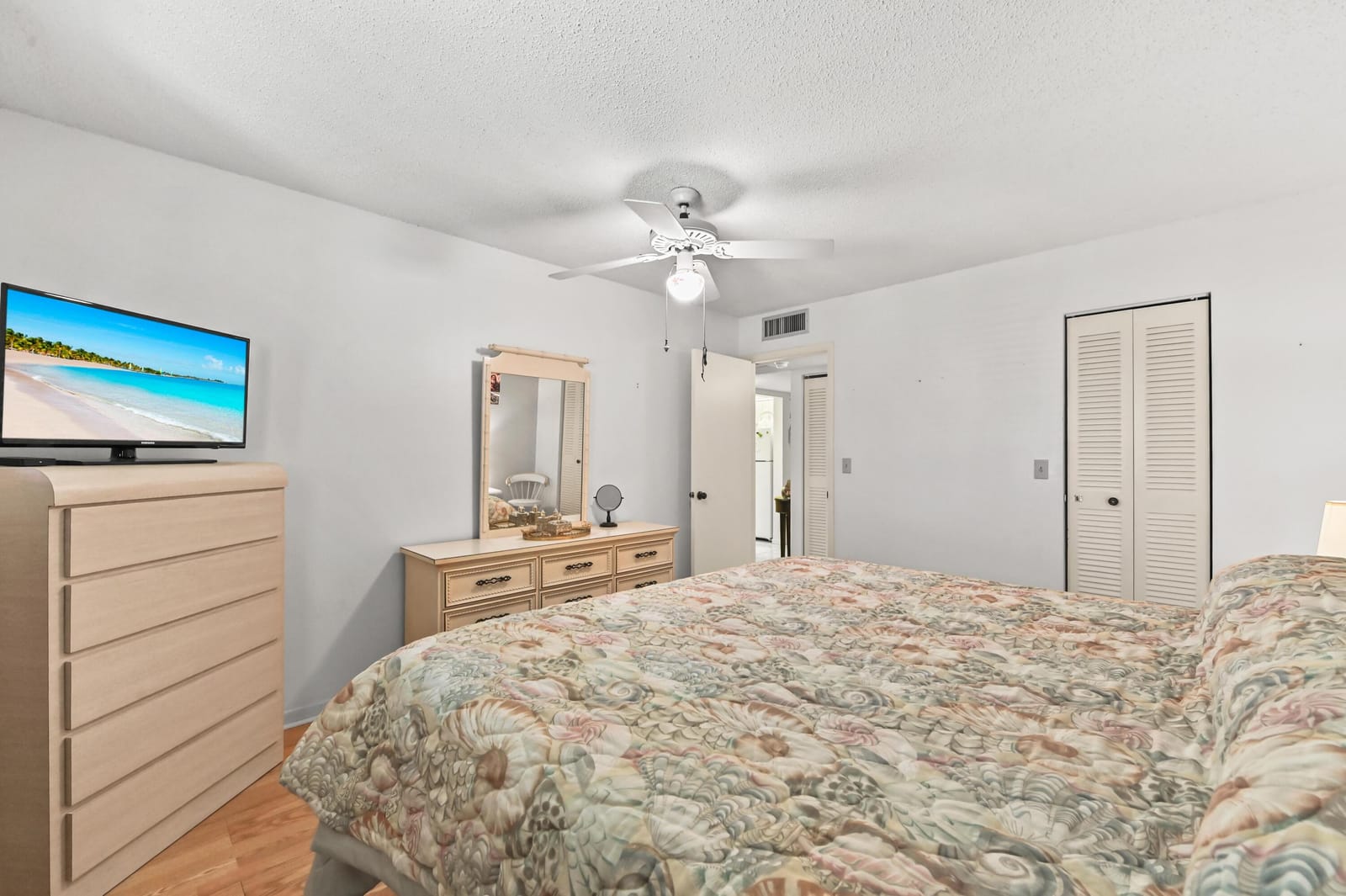 701 Lori Drive 202, Palm Springs, FL 33461 photo 12