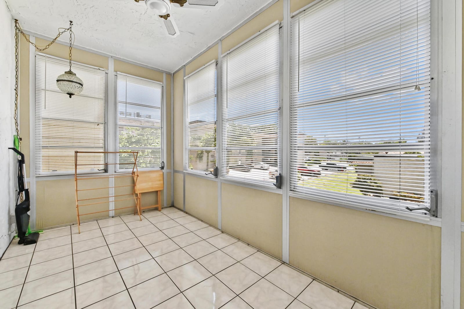 701 Lori Drive 202, Palm Springs, FL 33461 photo 14