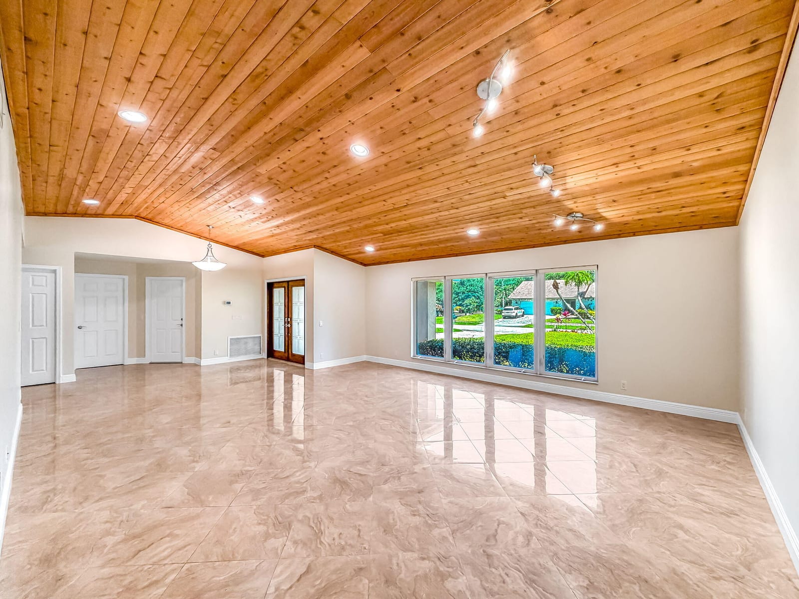 20764 Sorolla Terrace, Boca Raton, FL 33433 photo 6