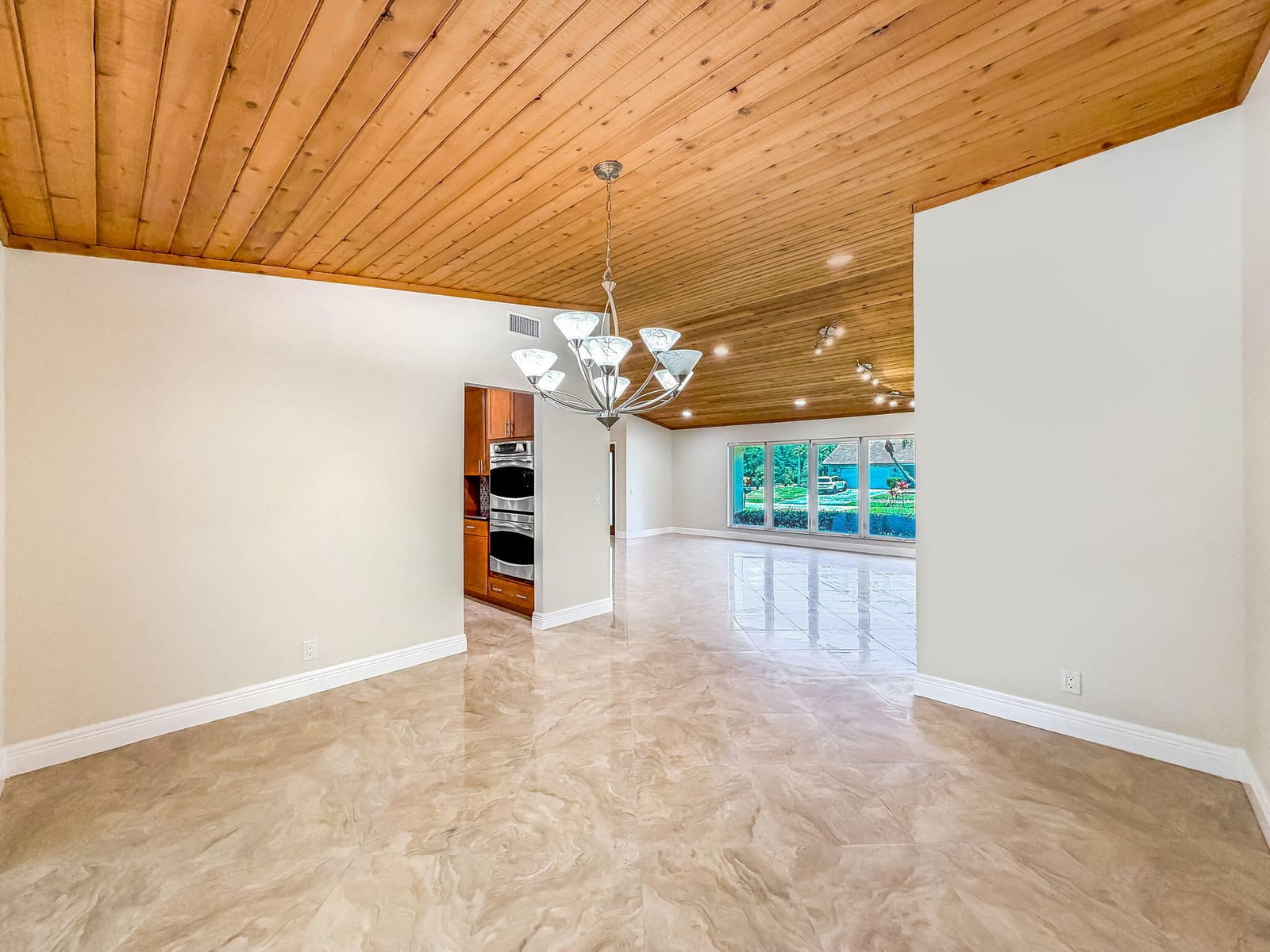 20764 Sorolla Terrace, Boca Raton, FL 33433 photo 8