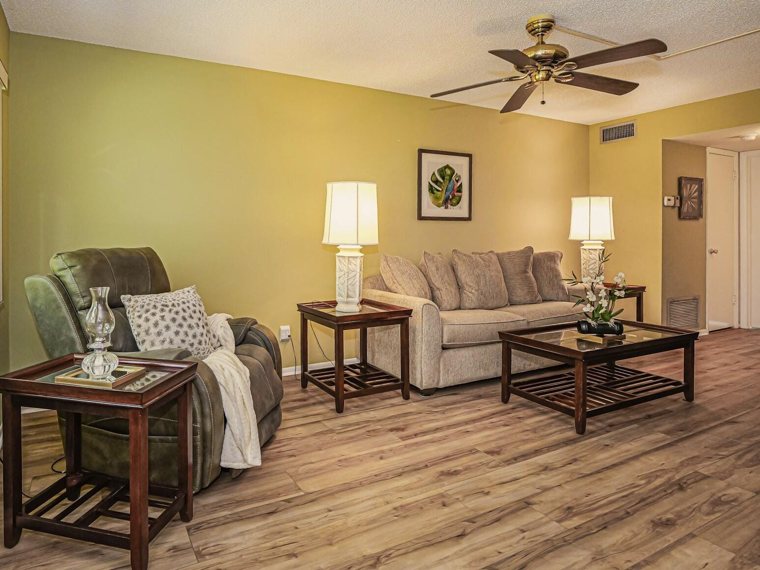 109 Spring Lake Court 105, Vero Beach, FL 32962 photo 13