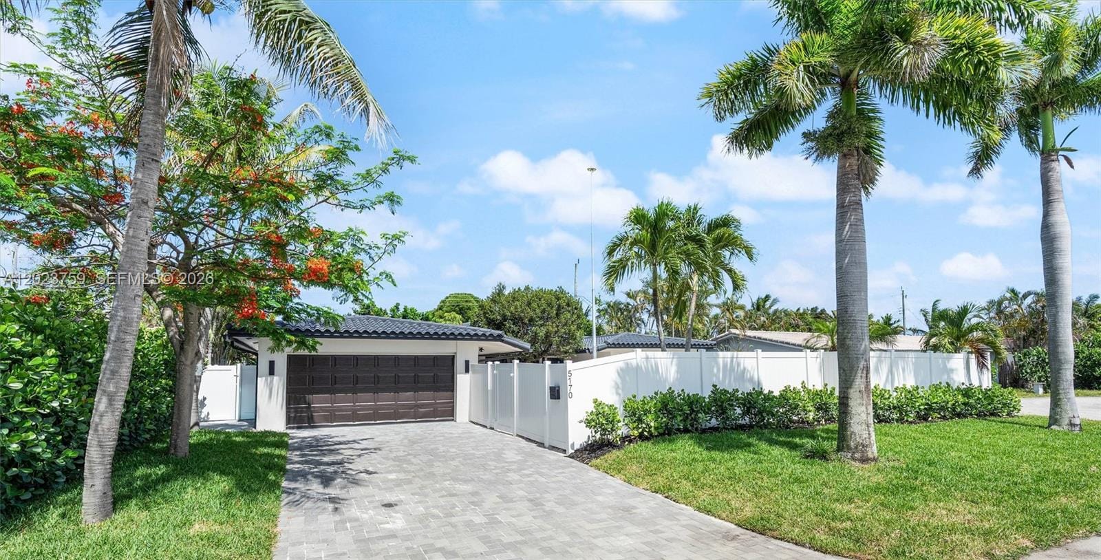 3 bedroom home for sale at 5170 18th, Fort Lauderdale, FL 33308 — $1,095,000