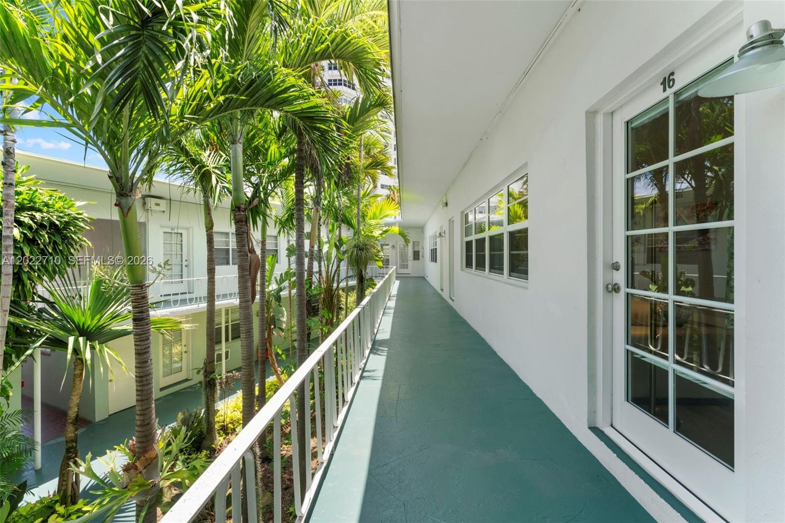 1925 Washington Avenue 16, Miami Beach, FL 33139 photo 24