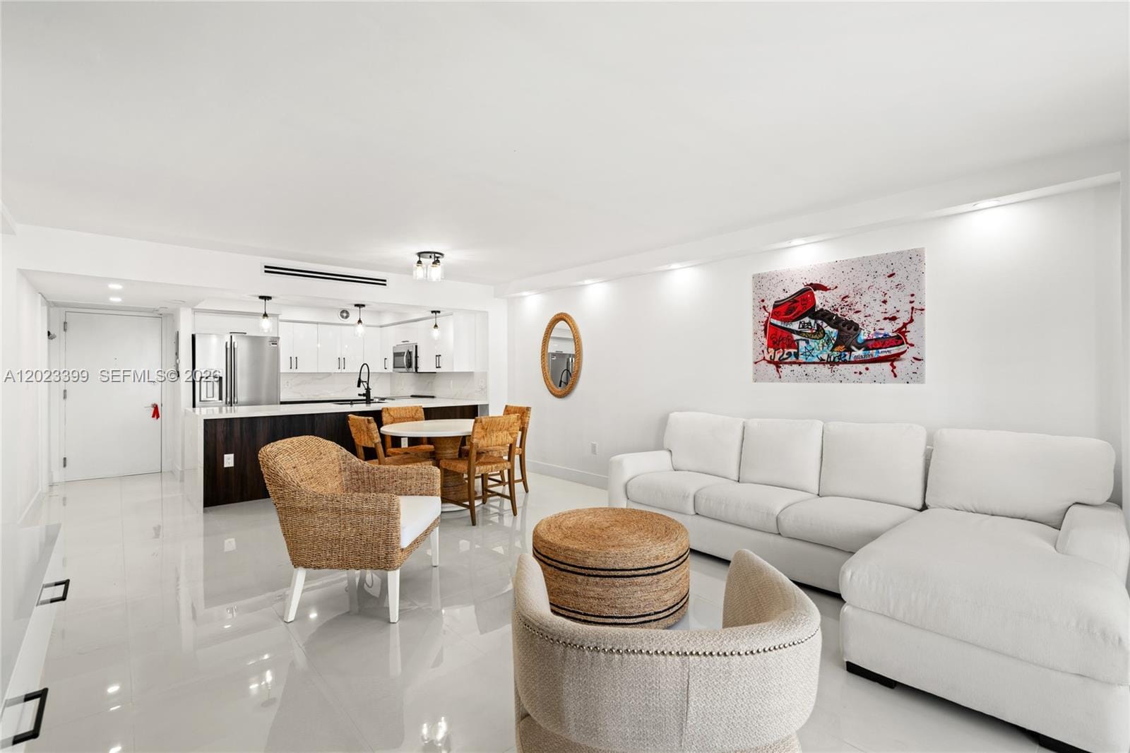5701 Collins Avenue 503 — photo 8