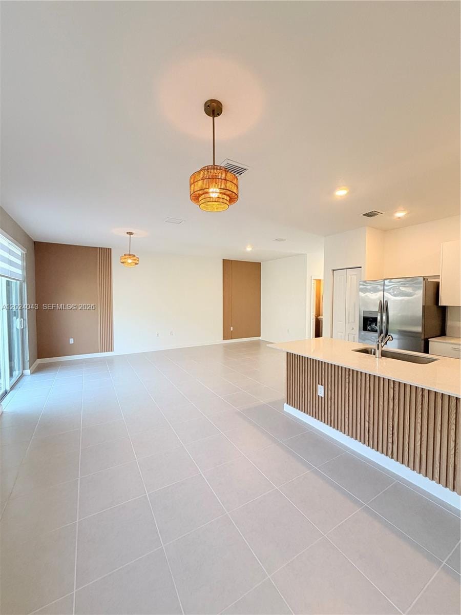663 SE 13th St Circle . — photo 6