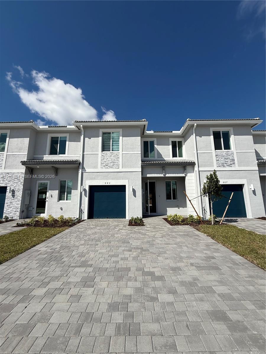 663 SE 13th St Circle ., Homestead, FL 33034, Homestead