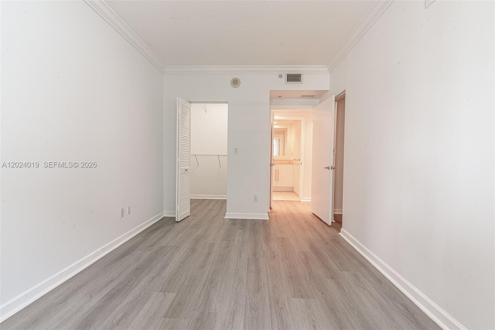 335 S Biscayne Boulevard 802, Miami, FL 33131 photo 13