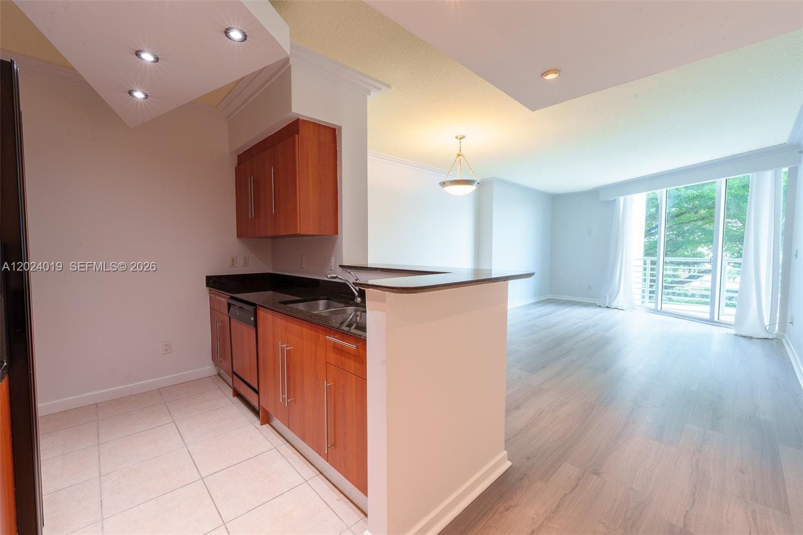 335 S Biscayne Boulevard 802, Miami, FL 33131 photo 4