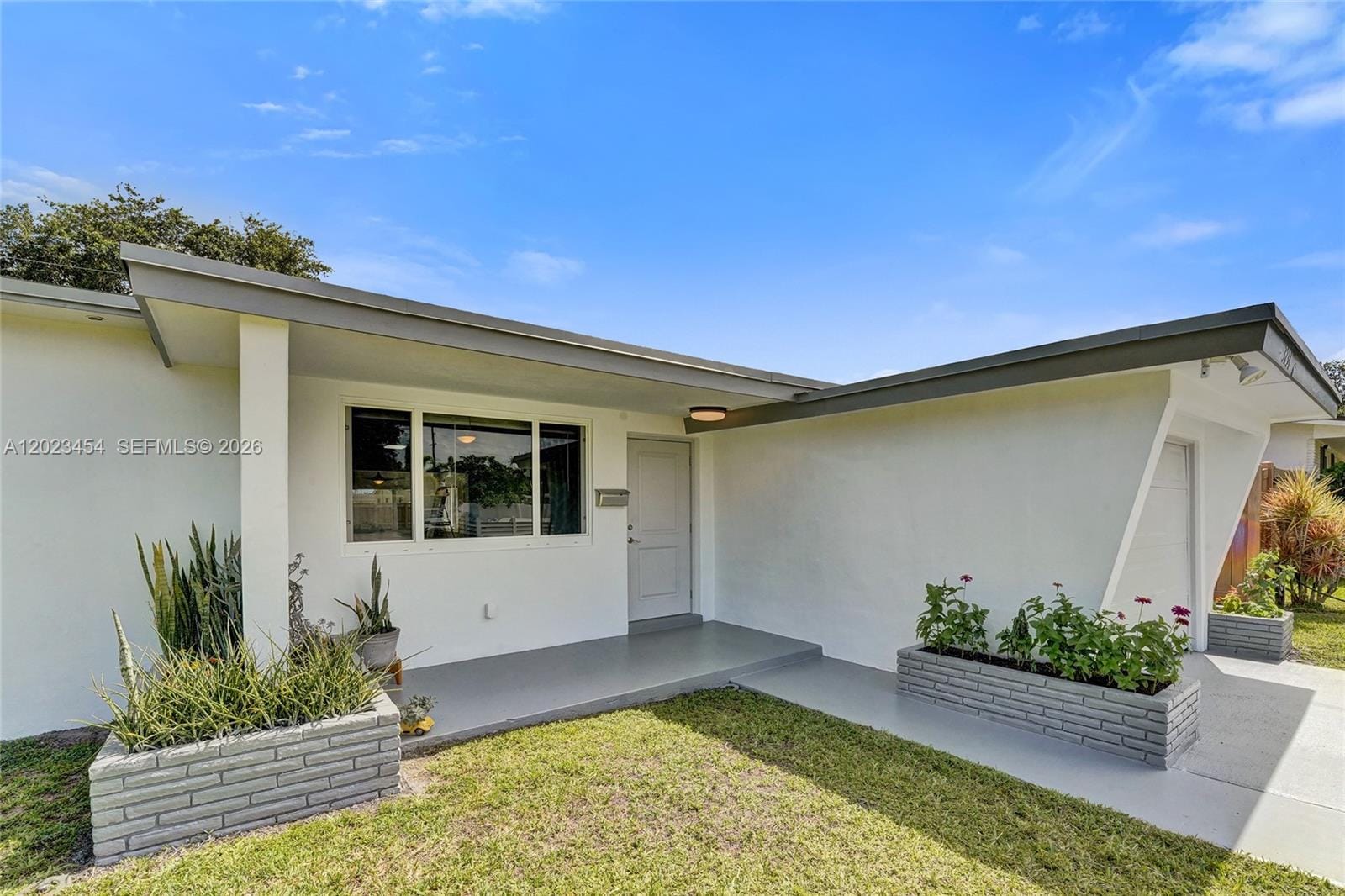 3234 Roosevelt Street, Hollywood, FL 33021 photo 2