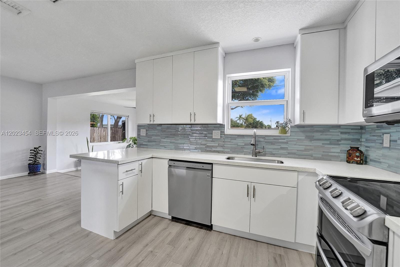 3234 Roosevelt Street, Hollywood, FL 33021 photo 8