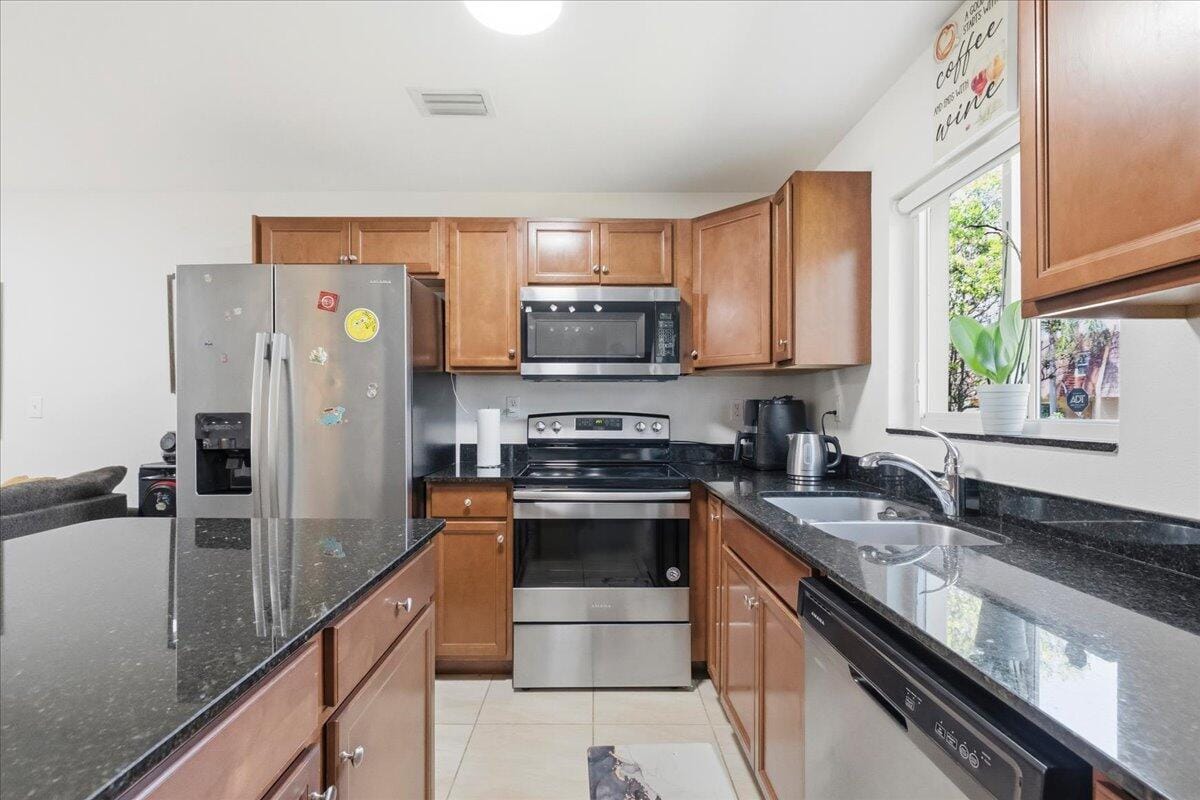 1340 SW 53rd Avenue, North Lauderdale, FL 33068 photo 3
