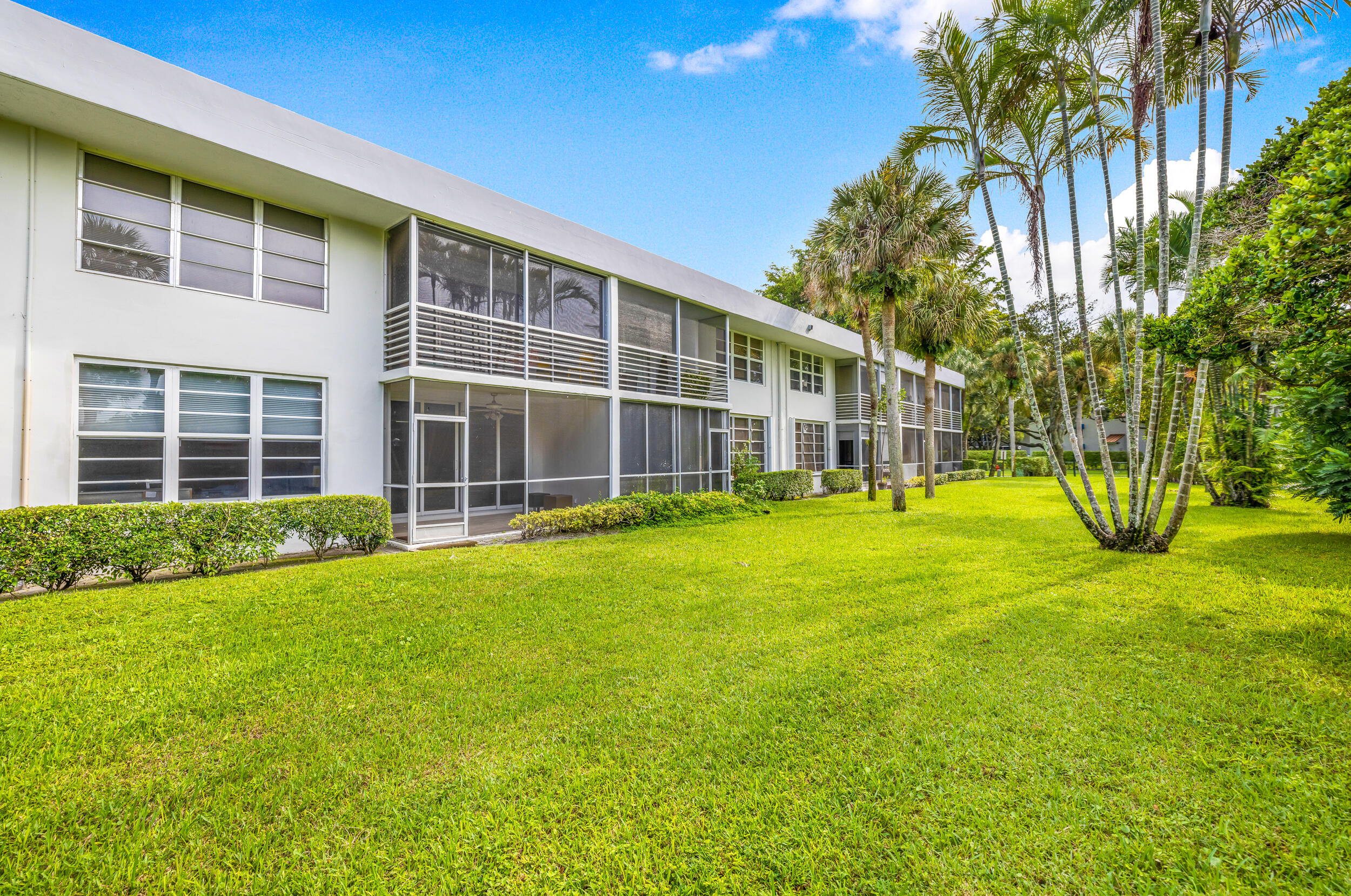 4200 Oaks Terrace 104, Pompano Beach, FL 33069, Pompano Beach