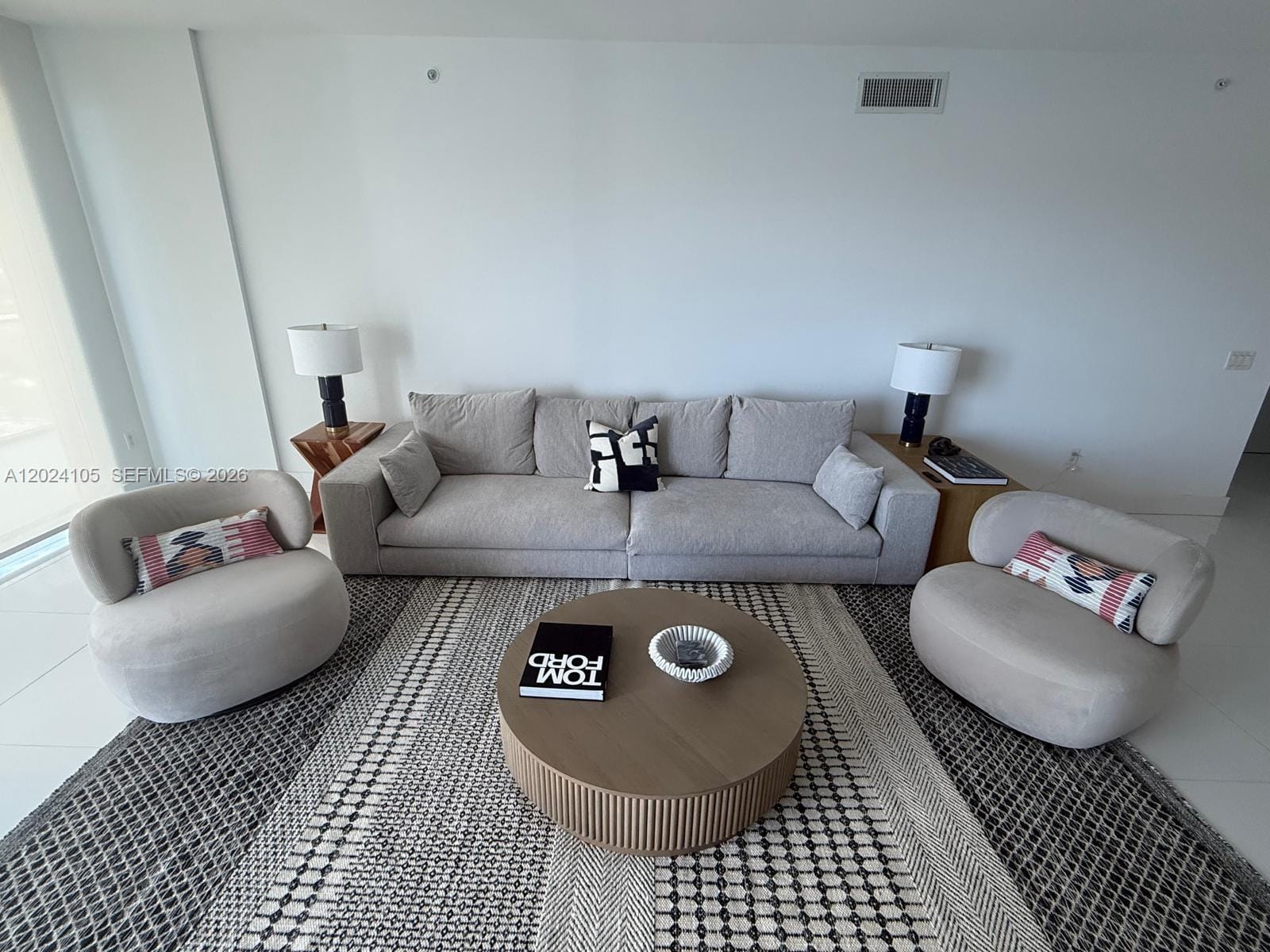 17301 Biscayne Boulevard 2305 — photo 2
