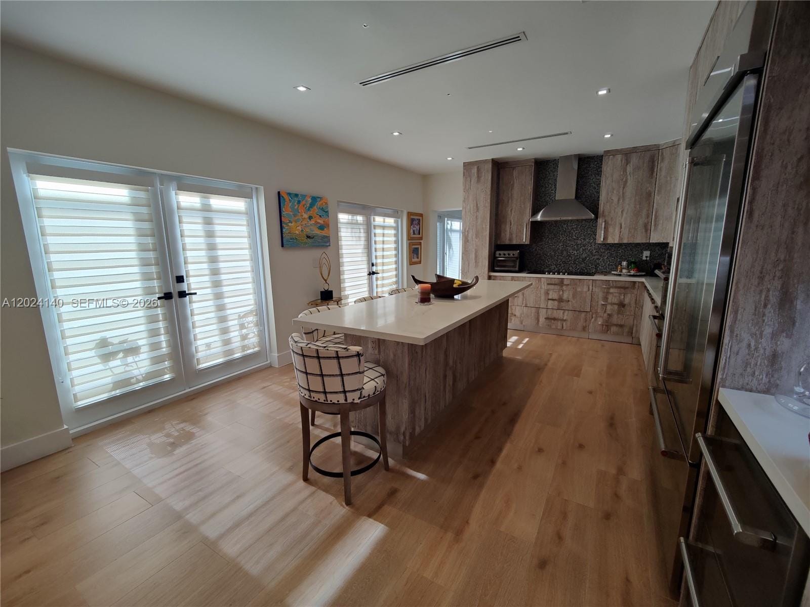 1823 S Bayshore Lane 0 — photo 2