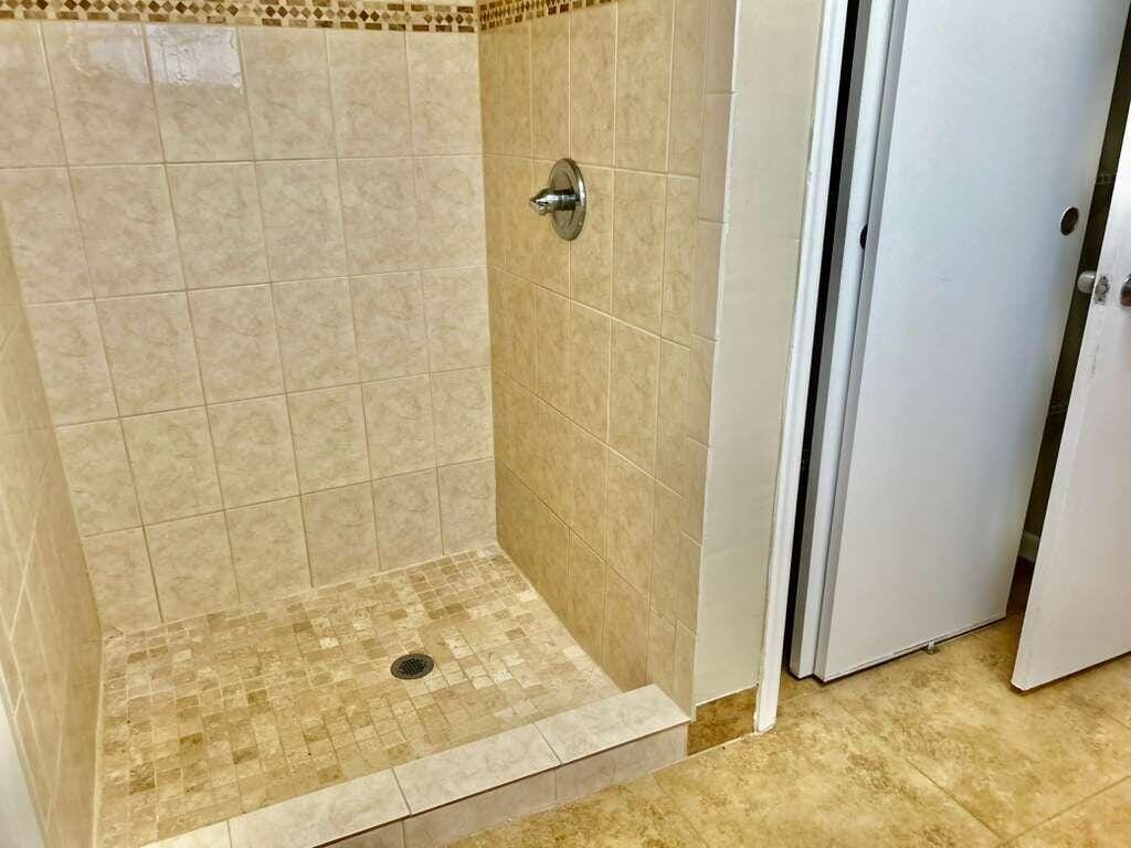 861 NW 72nd Avenue, Plantation, FL 33317 photo 12