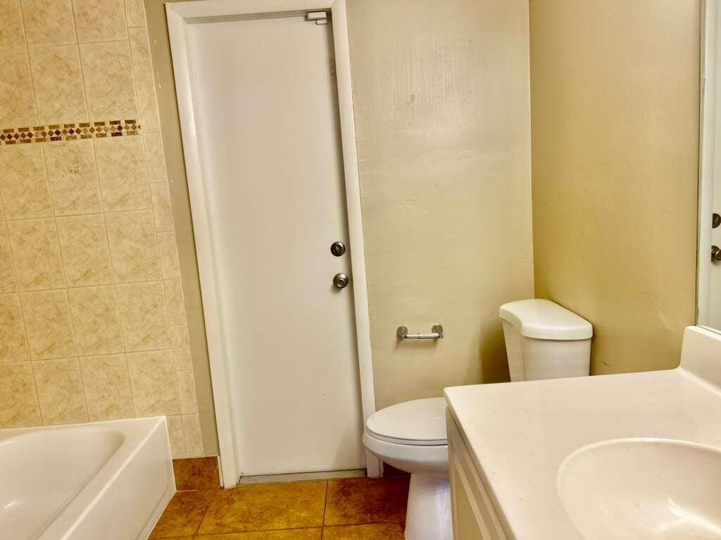 861 NW 72nd Avenue, Plantation, FL 33317 photo 16